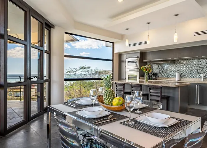 La Perla With Ocean And Sunsets Views